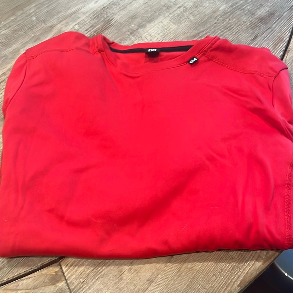 Spring sale, Helly Hansen men’s large base layer